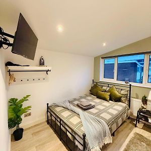 Private Bathroom Triple Room